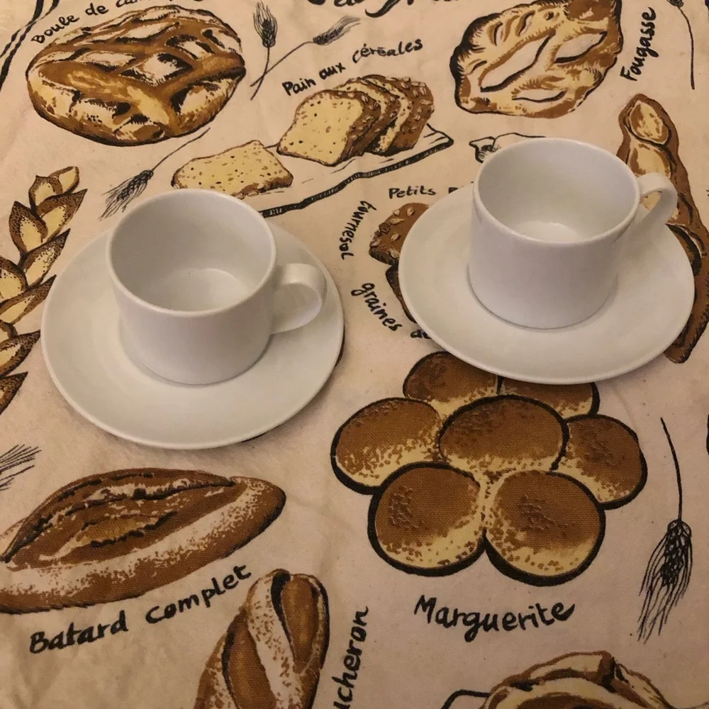 Crate & Barrel Set of 4 White Porcelain Espresso Demitasse Cups with Saucers